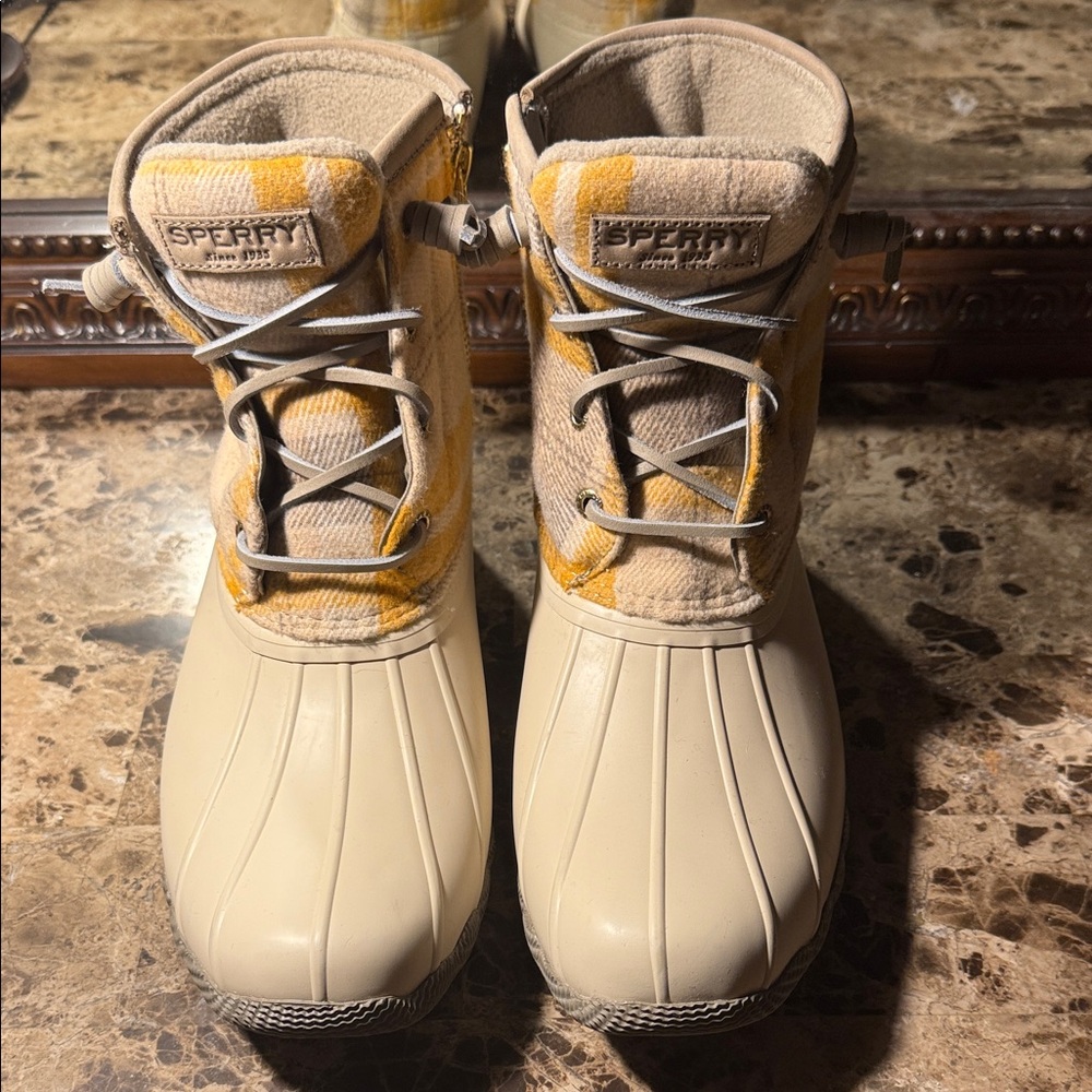 Sperry Cream and Yellow Duck Boots
